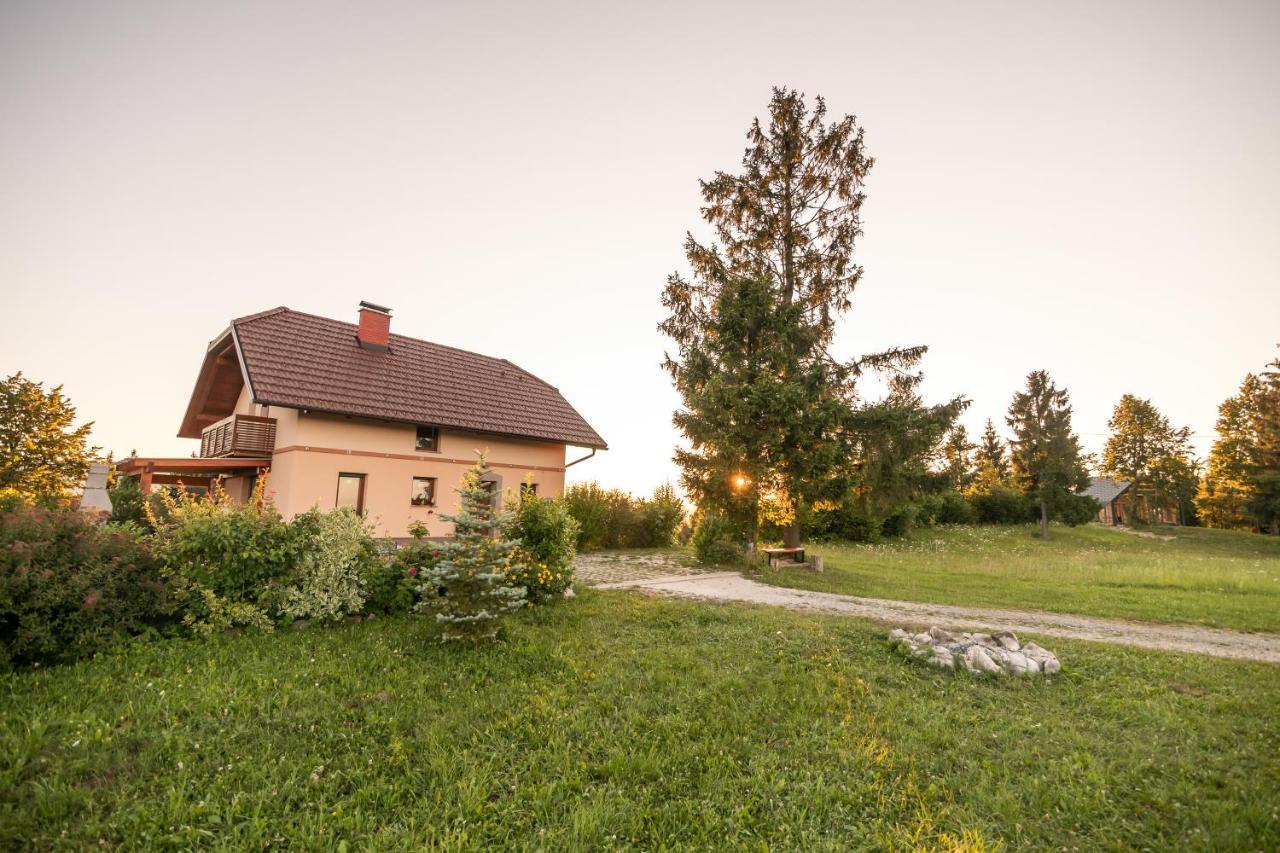 Holiday Home Razglednik Logatec Zewnętrze zdjęcie